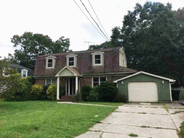 56 Lakeshore Dr, Hammonton, NJ 08037