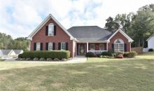 2824 Superior Dr Dacula, GA 30019