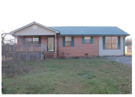 838 Broad St N, Fyffe, AL 35971