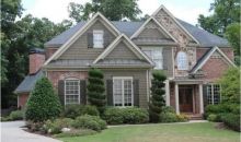 2708 Hidden Falls Dr Buford, GA 30519