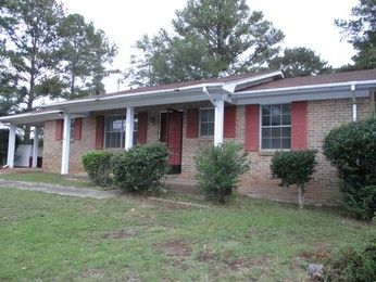 1720 9th Street North, Tuscaloosa, AL 35406