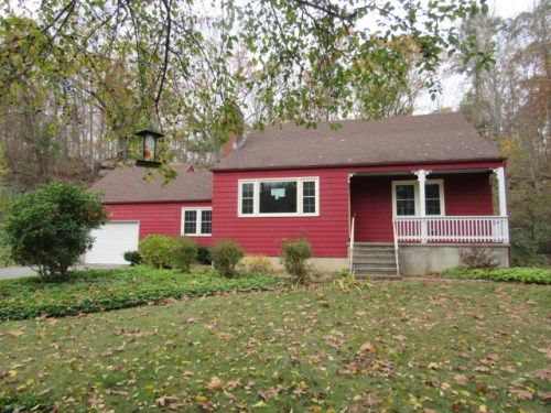 26 Valley Rd, Clinton, CT 06413