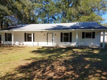 25 Lemans Dr S, Satsuma, AL 36572