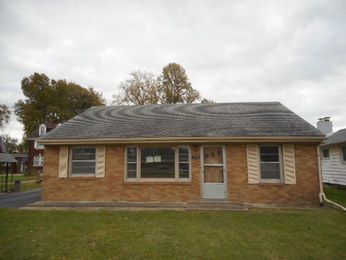 3138 W Lincoln Ave, Peoria, IL 61604