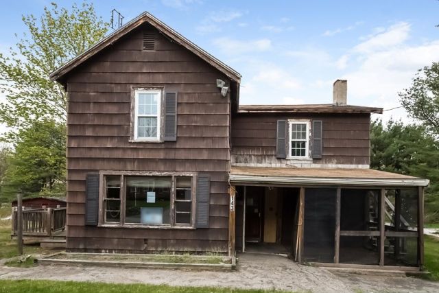 143 Blacksnake Rd, Seabrook, NH 03874