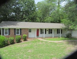 2952 Stuart Dr, Macon, GA 31204