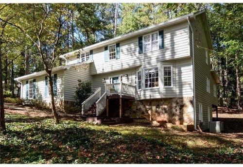 1055 Lakemont Trace, Roswell, GA 30075