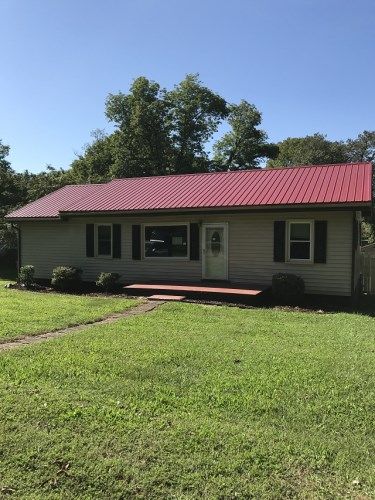 1003 Virginia St, Mayodan, NC 27027