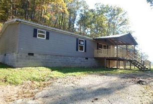 2252 Ky Rt 2039, Hagerhill, KY 41222