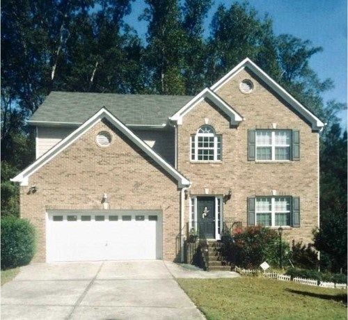 2242 Crimson Creek Ln, Snellville, GA 30078