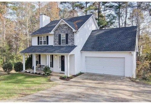 925 Old Magnolia Trl, Canton, GA 30115