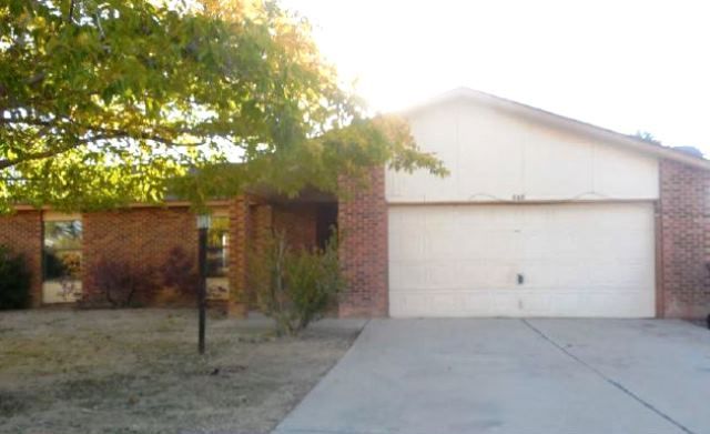 560 Golden Ct Se, Rio Rancho, NM 87124