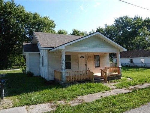 114 W 2nd St, Garden City, MO 64747