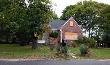 237 Bayview Dr Mastic Beach, NY 11951