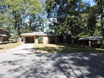 709 Barclay Lane, Birmingham, AL 35206