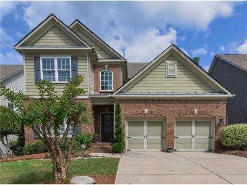 7662 Legacy Rd, Flowery Branch, GA 30542