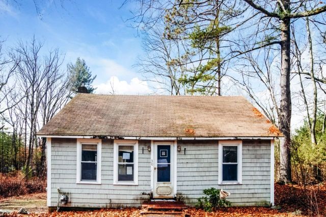 30 Marston St, Tewksbury, MA 01876