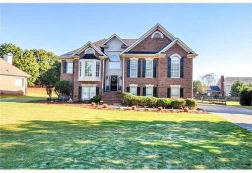 2 London Ct, Cartersville, GA 30120