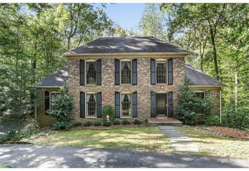 525 Forestdale Dr, Atlanta, GA 30342