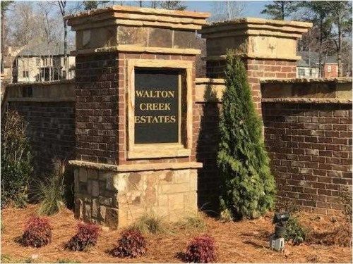 2569 Winter Haven Ln, Marietta, GA 30062