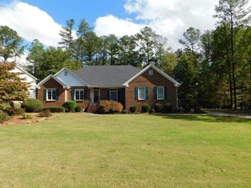 647 Clubland Circle SE, Conyers, GA 30094