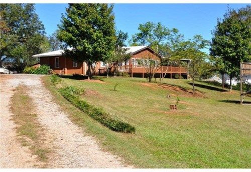 6979 Old Cornelia Hwy, Lula, GA 30554