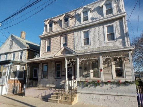 305 Mercer St, Gloucester City, NJ 08030