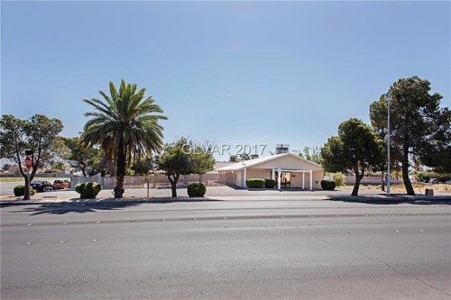 3710 Sandhill Road, Las Vegas, NV 89121