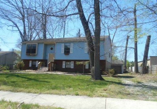 8 Woodrow Ave, Clementon, NJ 08021