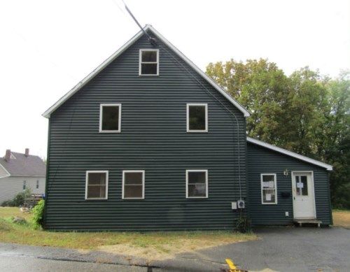 4 Burton St, Mexico, ME 04257