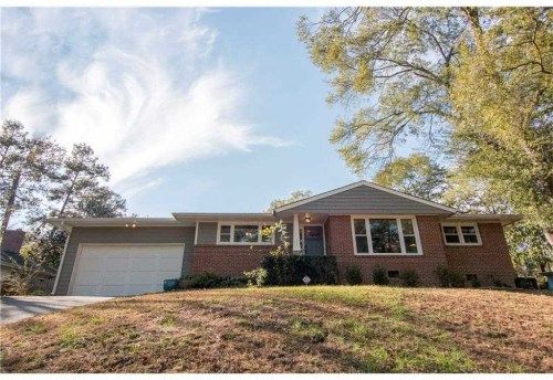 3306 Pine Meadow Rd NW, Atlanta, GA 30327