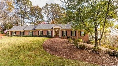 4049 Charleston Place SE, Smyrna, GA 30080