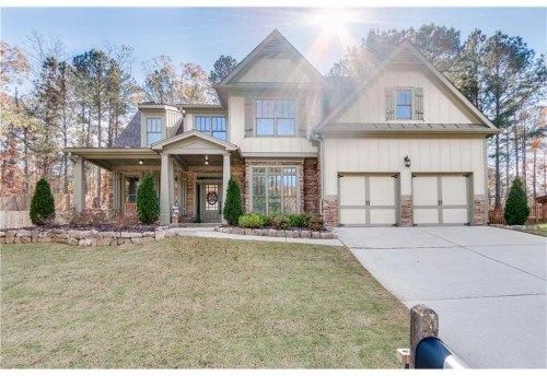 147 Pine Bluff Dr, Dallas, GA 30157