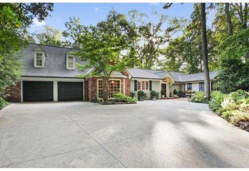 366 Blackland Rd, Atlanta, GA 30342