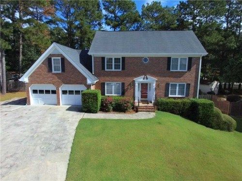 2310 Diana Ct, Snellville, GA 30039