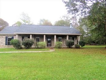27 Conner Dr, Perkinston, MS 39573