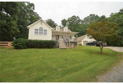 450 Tipperary Dr, Adairsville, GA 30103