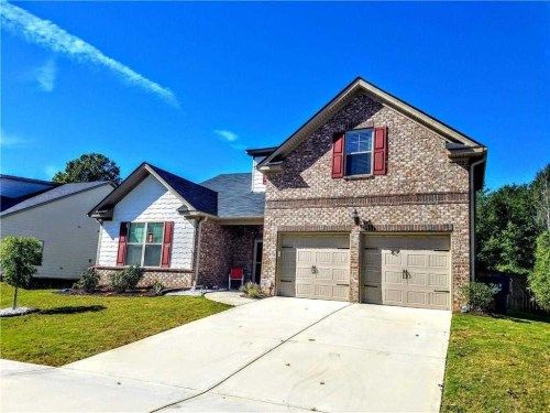 205 Birchwood Dr, Loganville, GA 30052