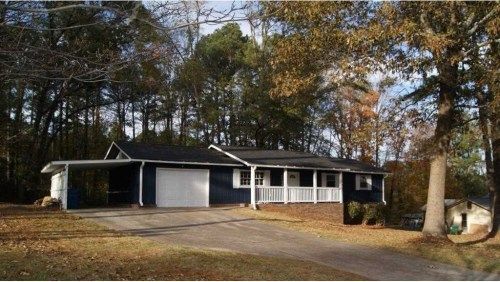 4985 Manor Dr, Stone Mountain, GA 30087