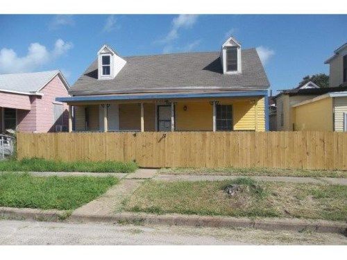 3206 Avenue M 1/2, Galveston, TX 77550