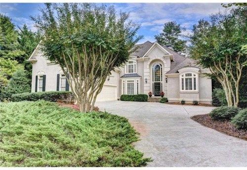 5590 Stoneleigh Dr, Suwanee, GA 30024