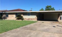 6321 Plaza St Groves, TX 77619