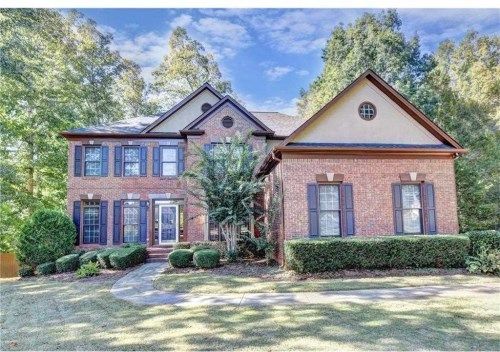 805 Aronson Lake Ct, Roswell, GA 30075