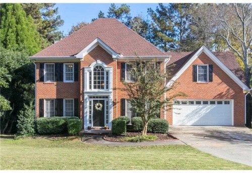 1082 Secret Trl, Buford, GA 30518