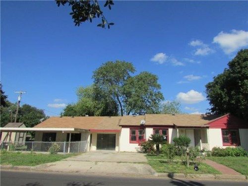 319 E 11th St, Mission, TX 78572