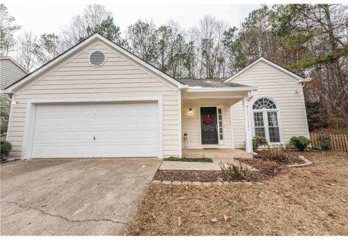 305 Summerchase Ln, Woodstock, GA 30189