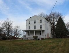 29 W. Locust St., Oxford, PA 19363