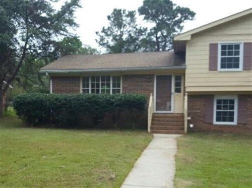 507 W HUNT ST, Whiteville, NC 28472