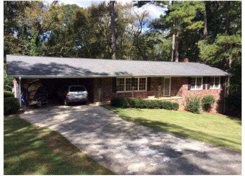 1505 Robinhood Trl, Gainesville, GA 30501