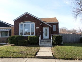 14126 S State St, Riverdale, IL 60827